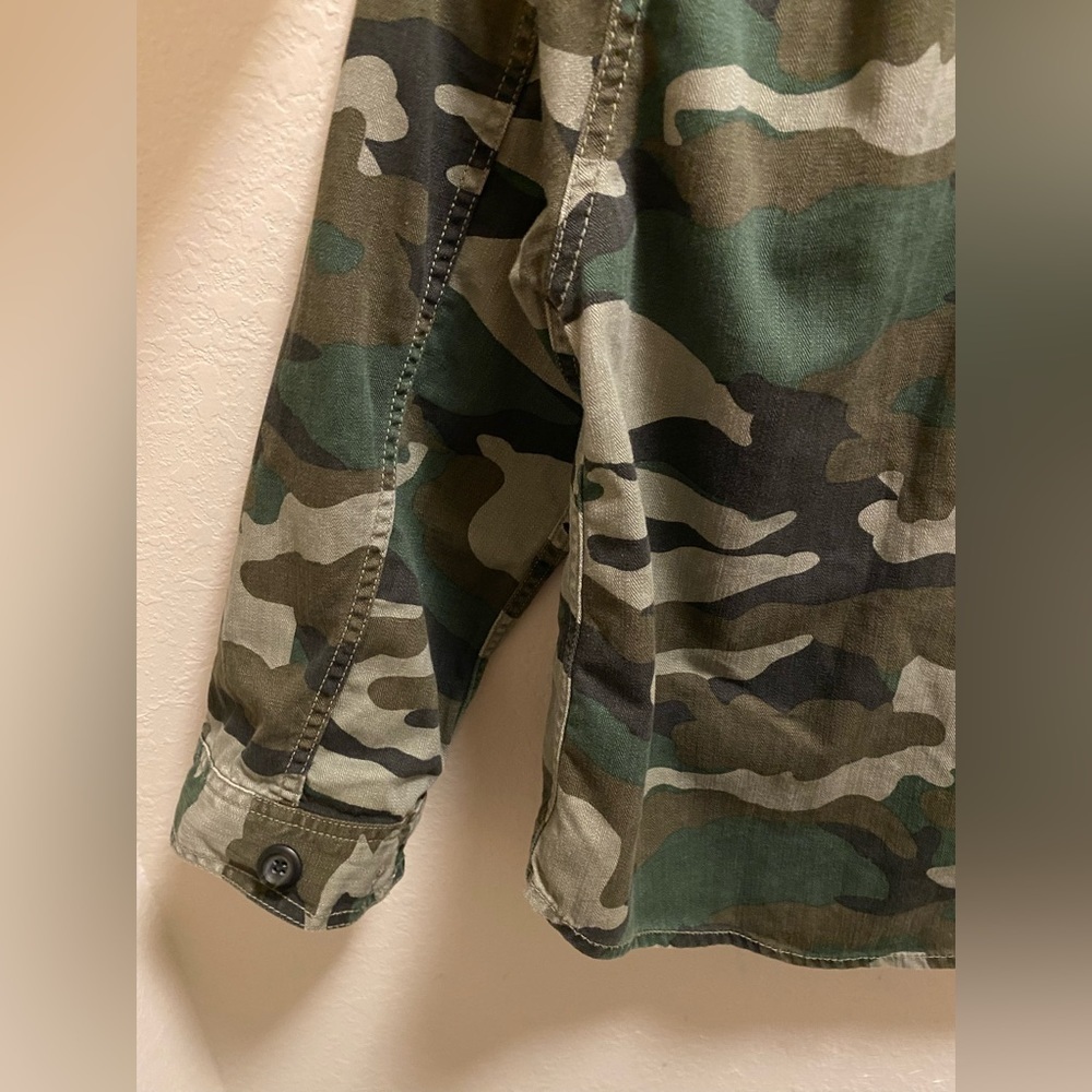 J. Crew Camo Utility Shacket Size Large Petite - Picture 10 of 12